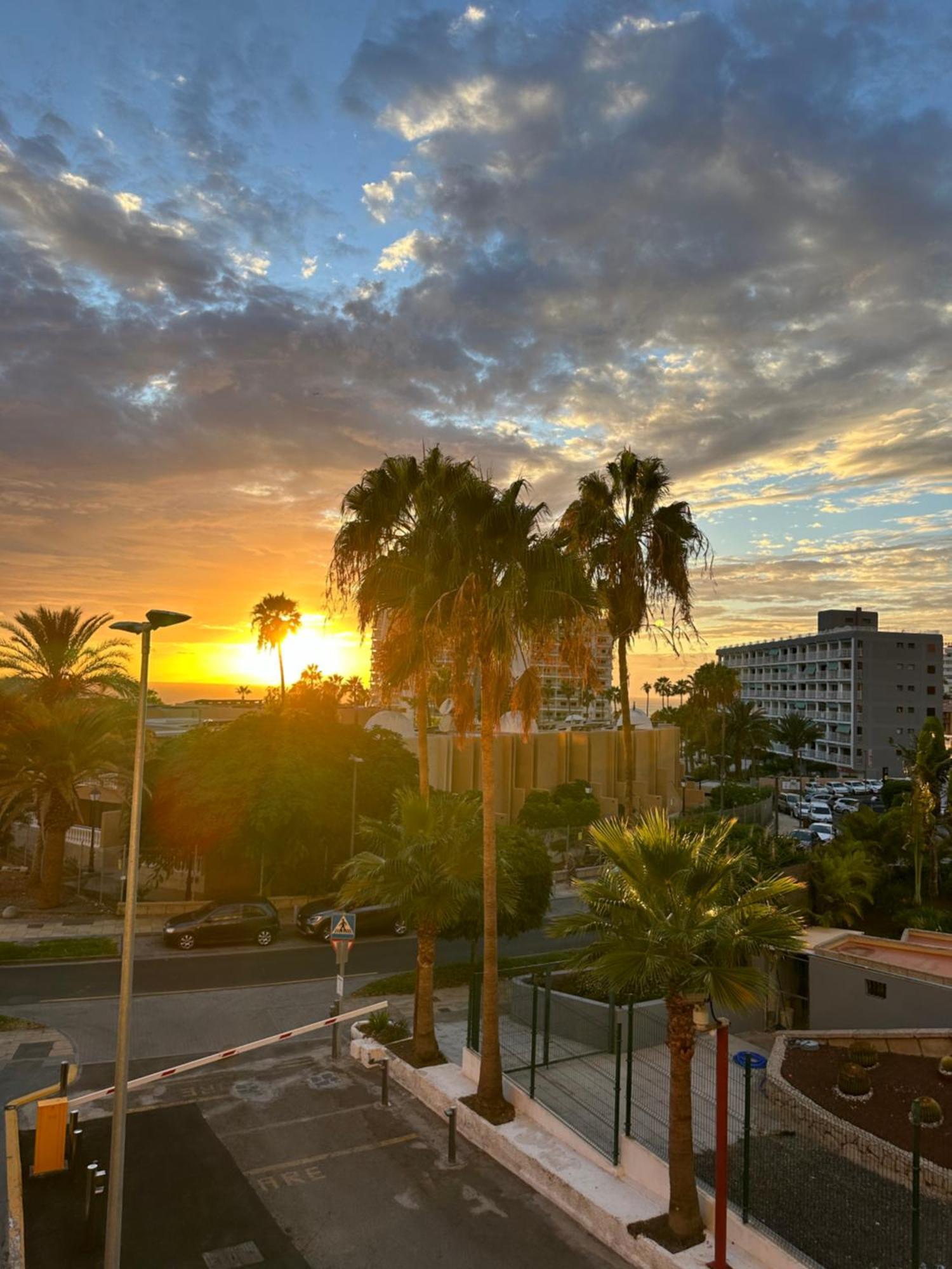 Sunset Tenerife Playa de las Américas Exterior foto